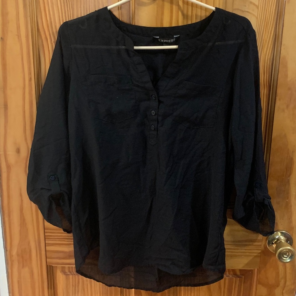 Express black v kneck small ❤️